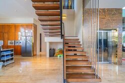 Green Lane (D15), Terrace #637940821